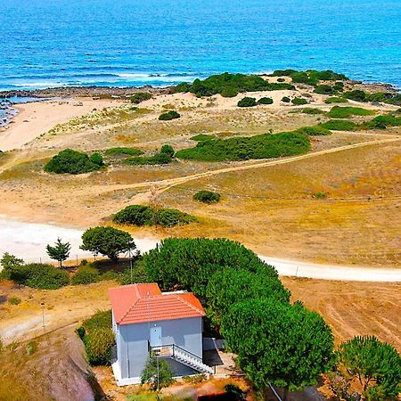 Romanos Beach Villas 外观 照片