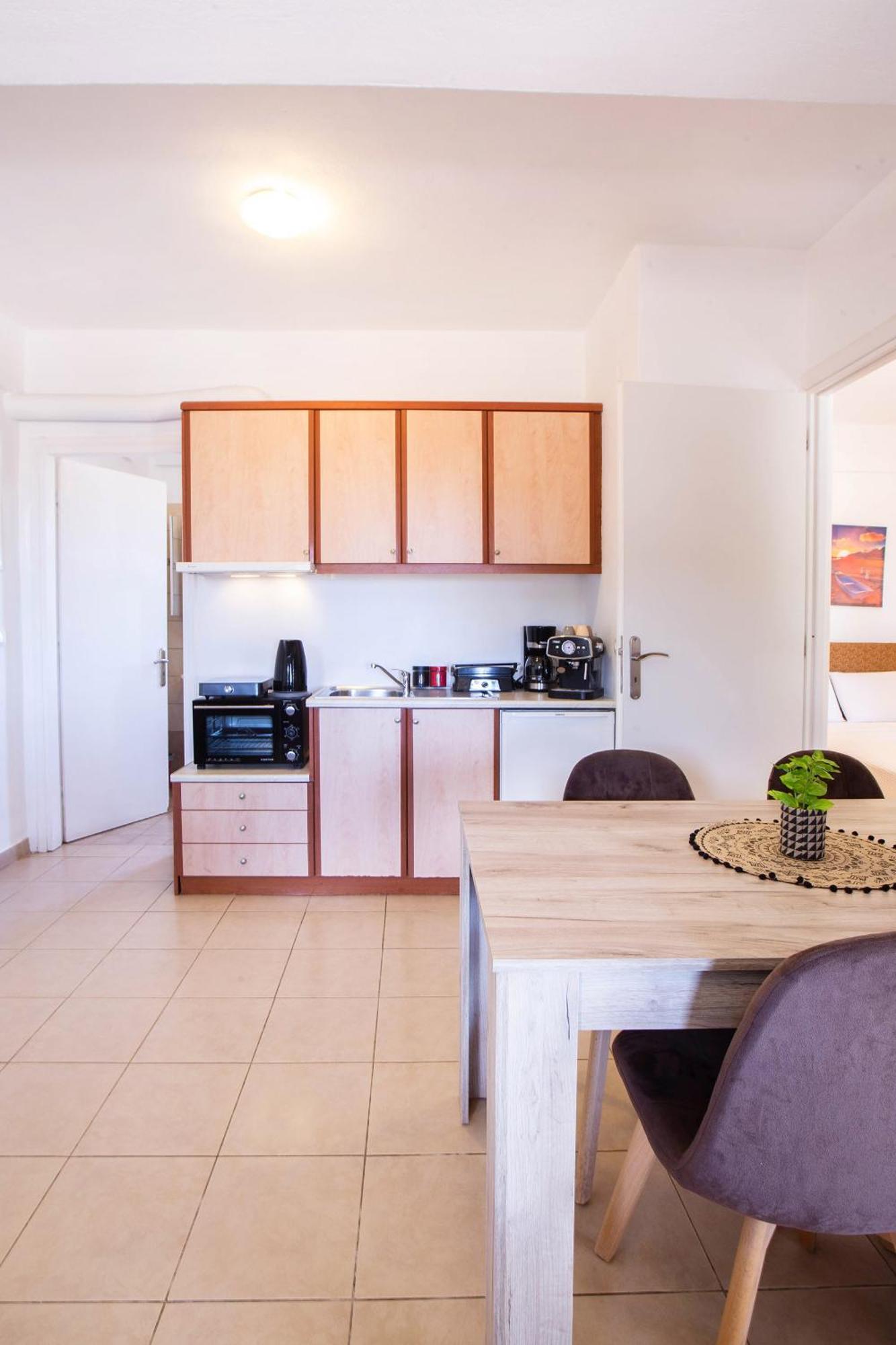 Romanos Beach Villas 外观 照片