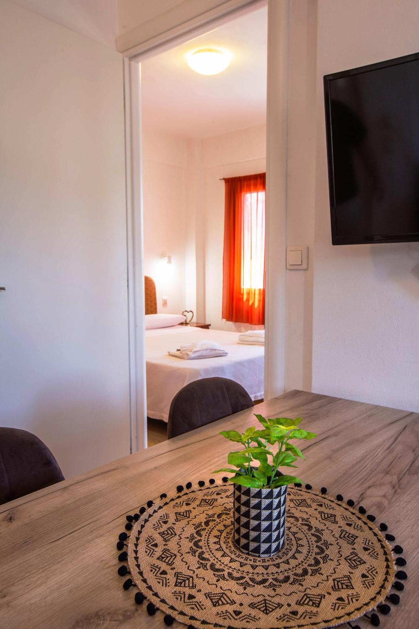 Romanos Beach Villas 外观 照片